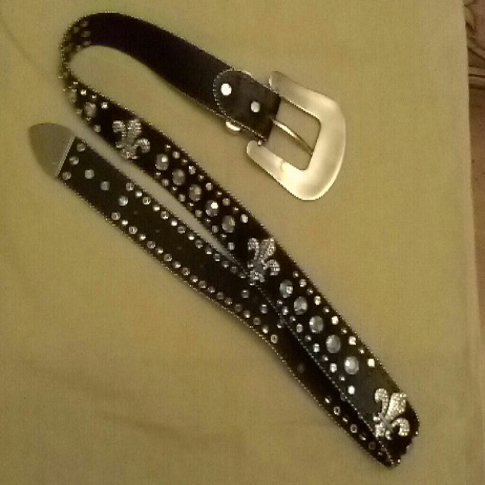 BRAND NEW Atlas Black Embellished Belt